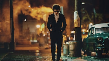 Timothée Chalamet é Bob Dylan em 'Um Completo Desconhecido', indicado a oito Oscars. Foto: Macall Polay/Searchlight Pictures/Divulgação